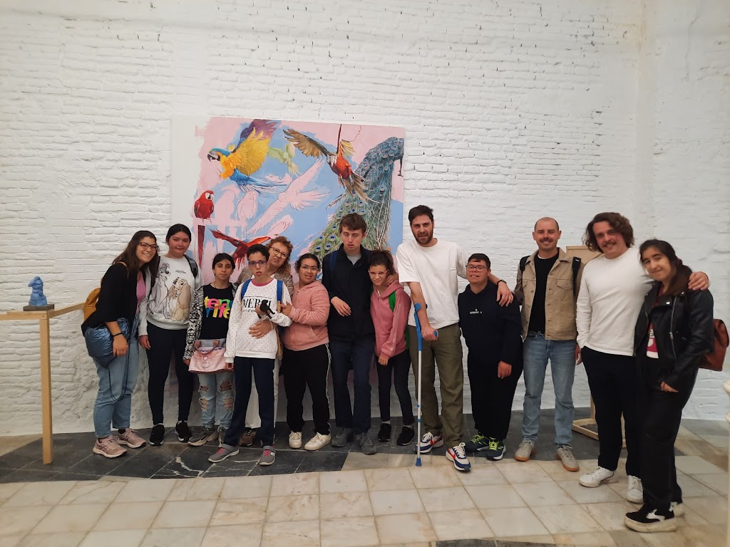 Alumnos en galería Berlín