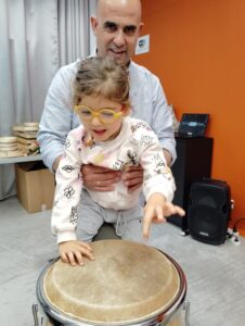 Taller Música CaixaForum niña Colegio Pablo Montesino
