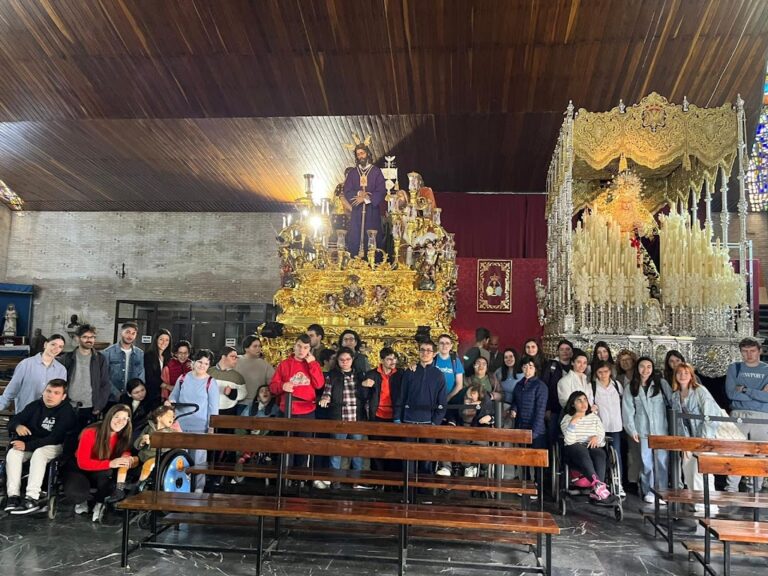 Visita Hermandad San Pablo alumnos colegio Pablo Montesino