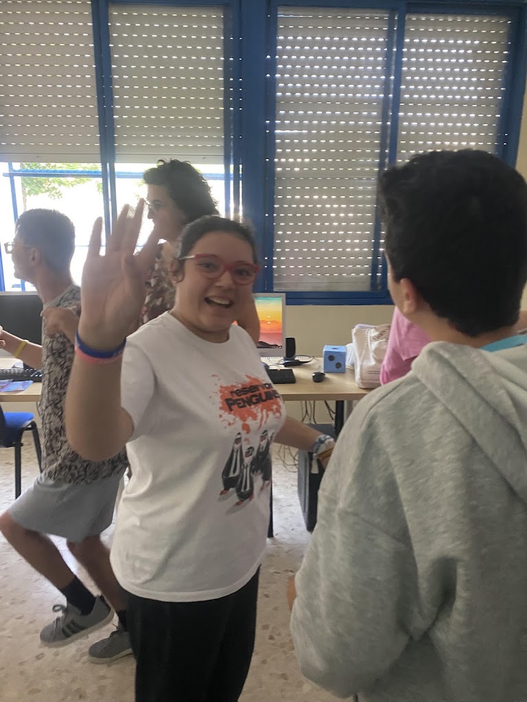 Alumnos actividad bailes colegio Pablo Montesino