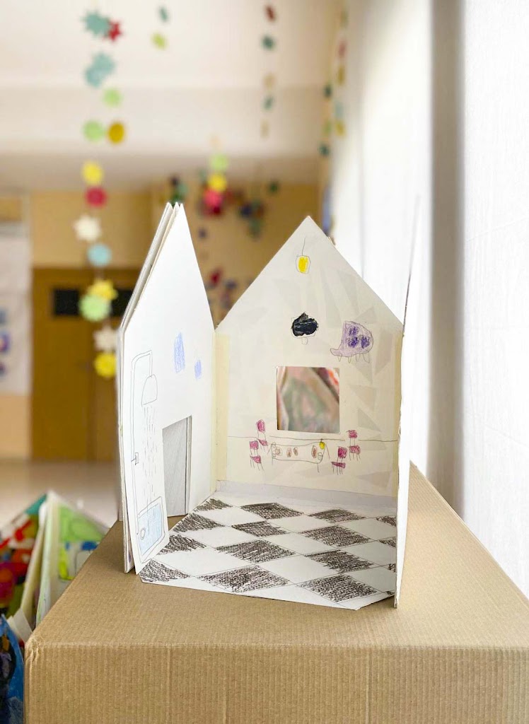 Detalle de proyecto Pueblos de Papel Colegio Pablo Montesino